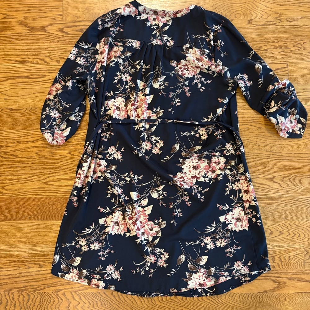 41 Hawthorn Navy Floral shirt dress - Picture 6 of 6